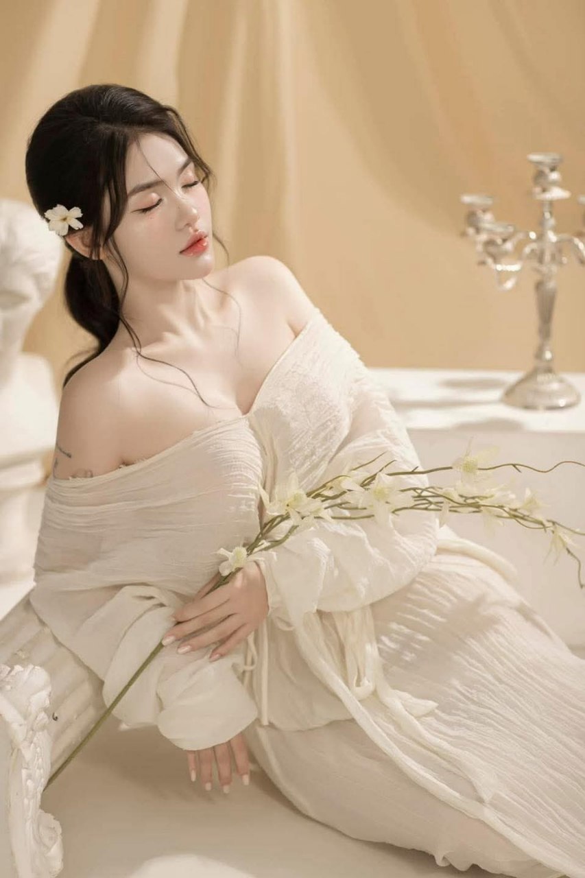 Bạn gái của anh trai bù đắp cho cậu em Chồng yêu sau một sự cố tai nạn